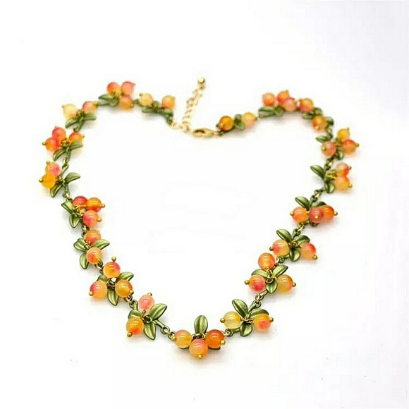 Jewelry - 🚨ONE LEFT🚨 Autumn Berry 🏆HP🏆 Clementine Necklace